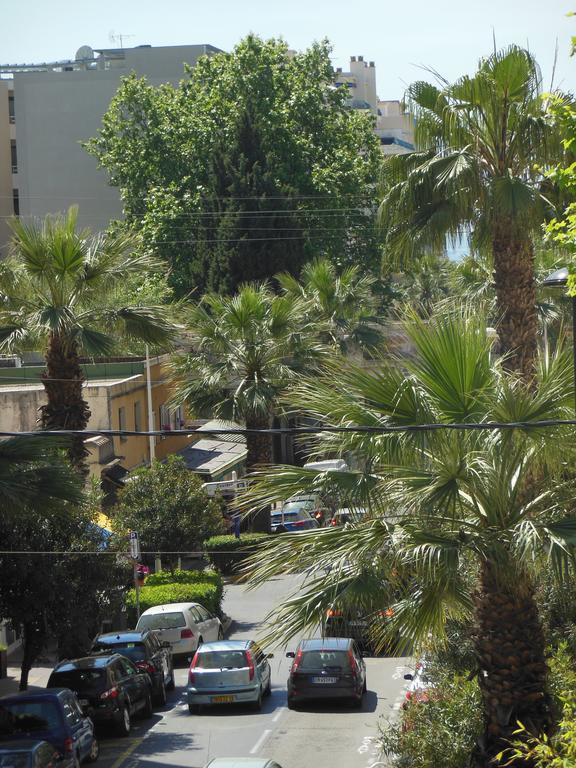 جوان ليه باه Appartement Silver La Regence الغرفة الصورة